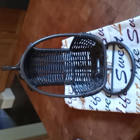 Swing - Picture 1 of 2